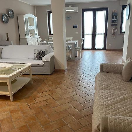 Agriturismo Colle D' Oro Pescia Romana Buitenkant foto