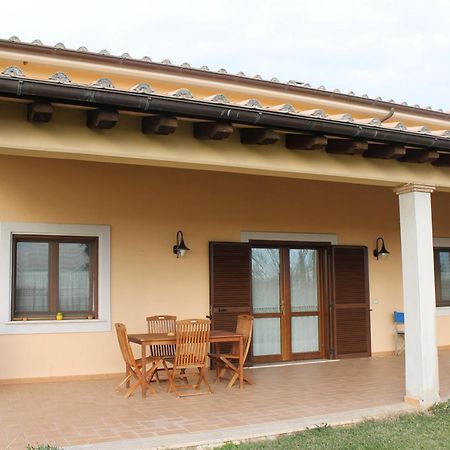 Agriturismo Colle D' Oro Pescia Romana Buitenkant foto