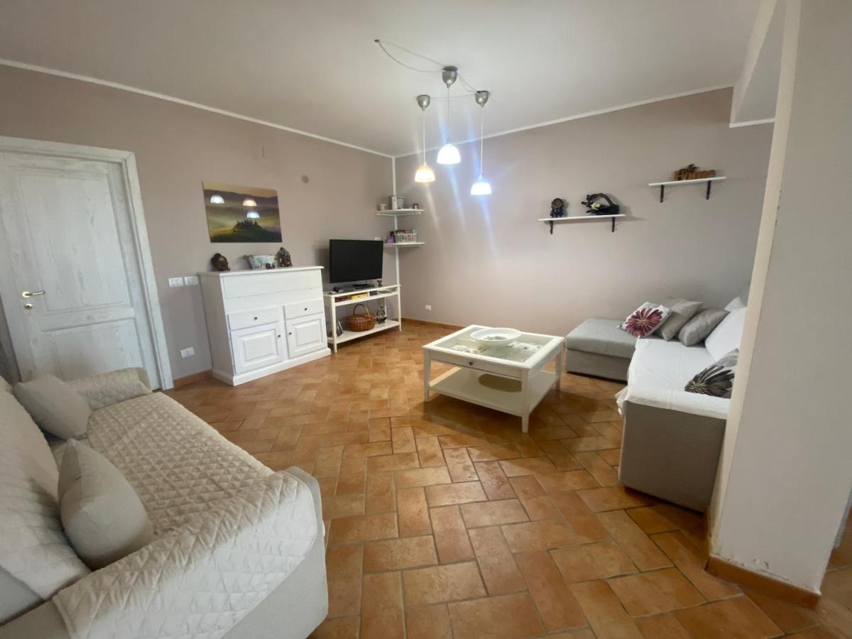Agriturismo Colle D' Oro Pescia Romana Buitenkant foto