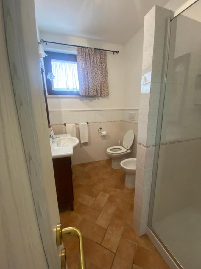 Agriturismo Colle D' Oro Pescia Romana Buitenkant foto