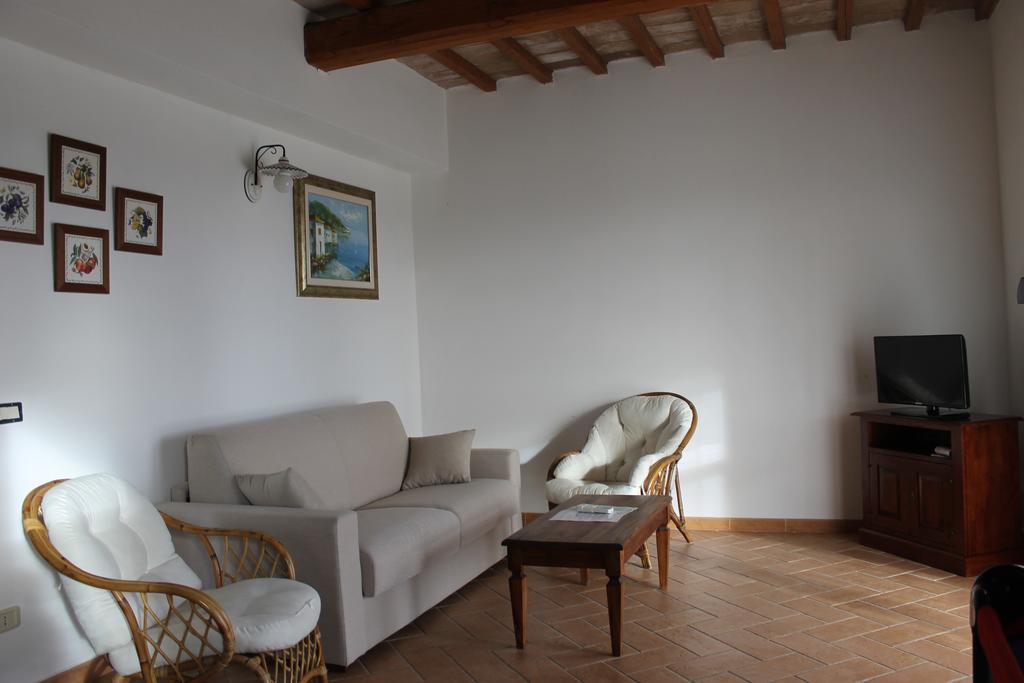 Agriturismo Colle D' Oro Pescia Romana Kamer foto