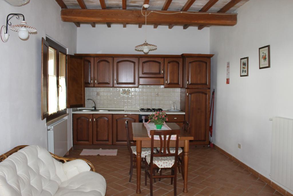 Agriturismo Colle D' Oro Pescia Romana Kamer foto