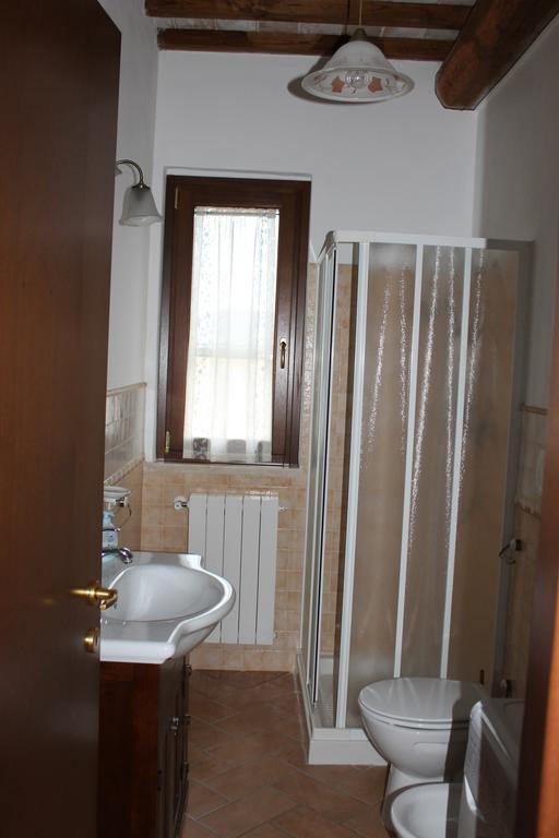 Agriturismo Colle D' Oro Pescia Romana Kamer foto