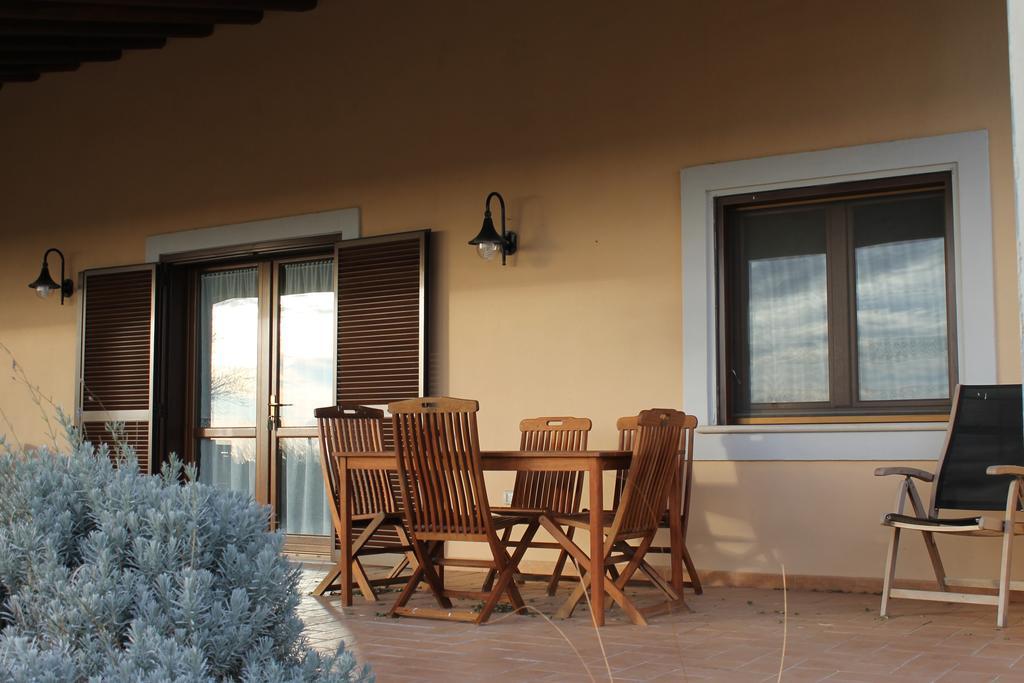 Agriturismo Colle D' Oro Pescia Romana Kamer foto