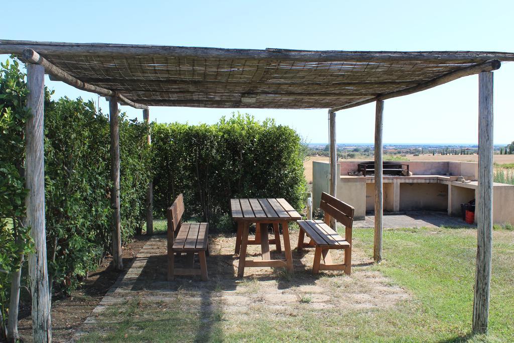 Agriturismo Colle D' Oro Pescia Romana Buitenkant foto