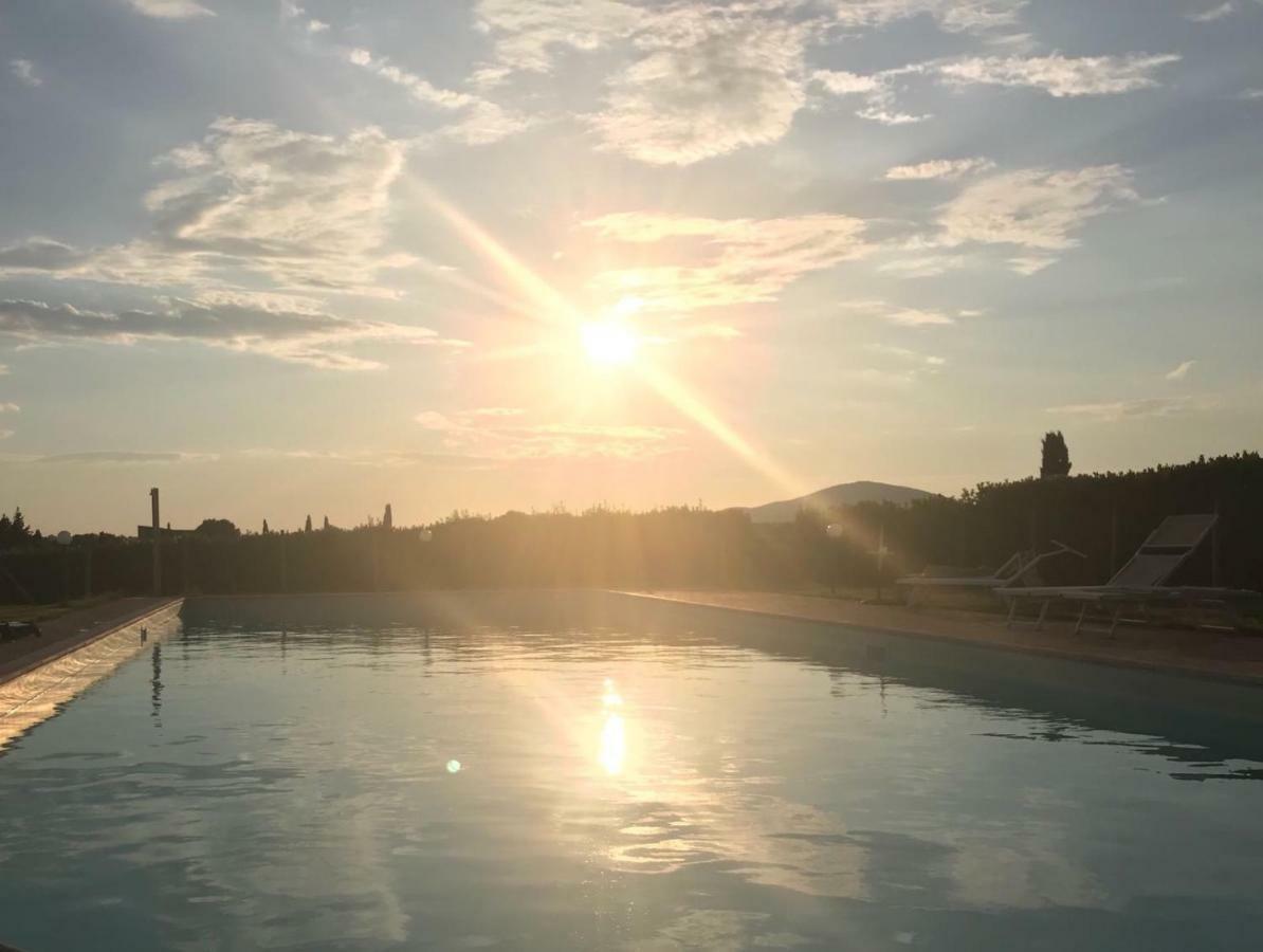 Agriturismo Colle D' Oro Pescia Romana Buitenkant foto
